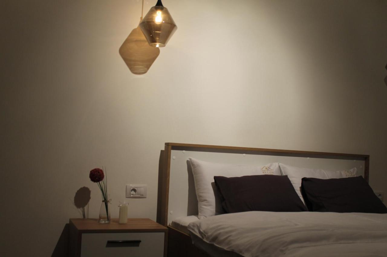 Belov Rooms And Apartments ديمير كابيجا المظهر الخارجي الصورة