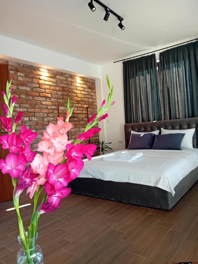 Belov Rooms And Apartments ديمير كابيجا المظهر الخارجي الصورة