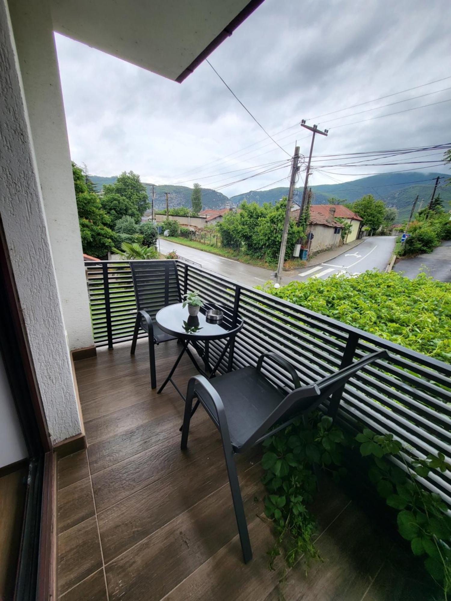 Belov Rooms And Apartments ديمير كابيجا المظهر الخارجي الصورة